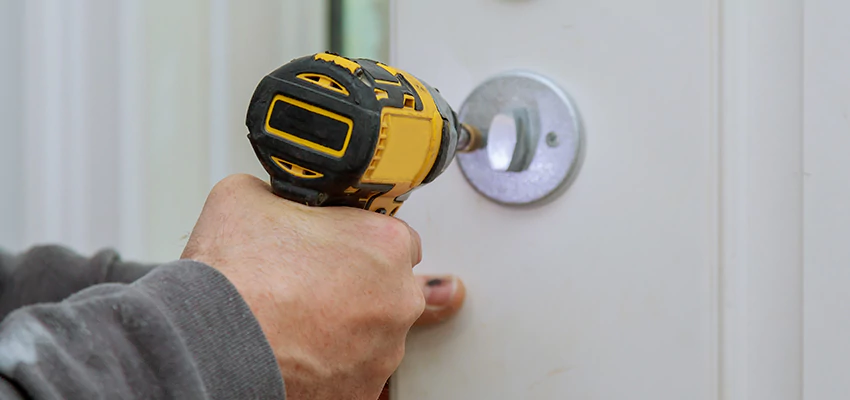 Street Locksmith For Smart Lock Repair in Ojai, CA